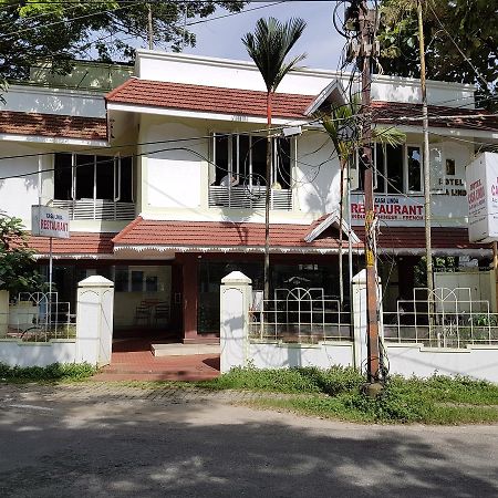 Casa Linda Hotel Kochi Exteriör bild