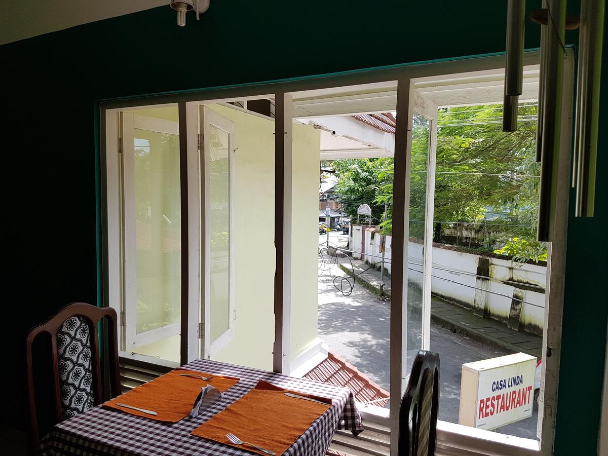Casa Linda Hotel Kochi Exteriör bild